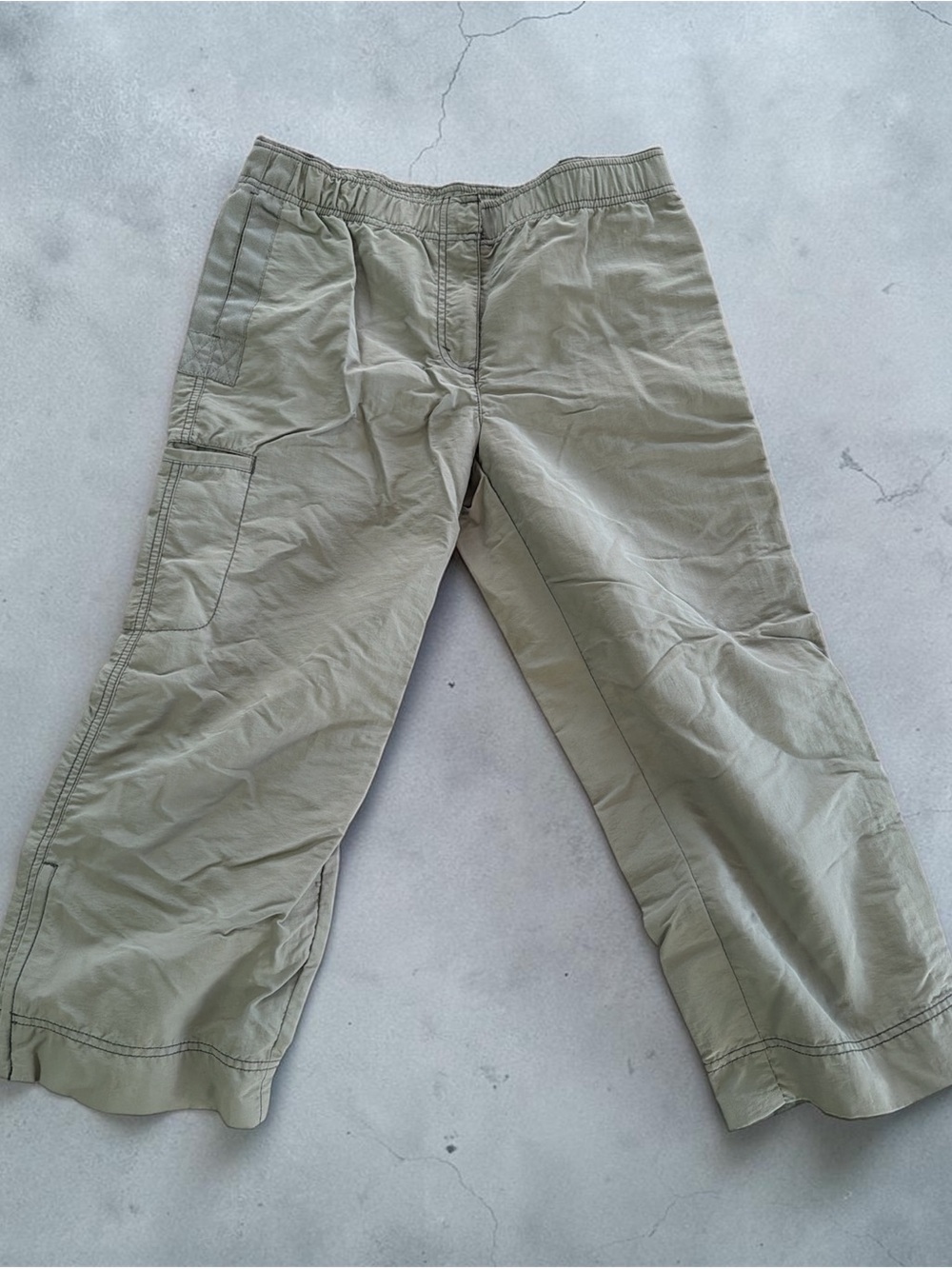 Eddie Bauer Light Olive Cropped Cargo Pants